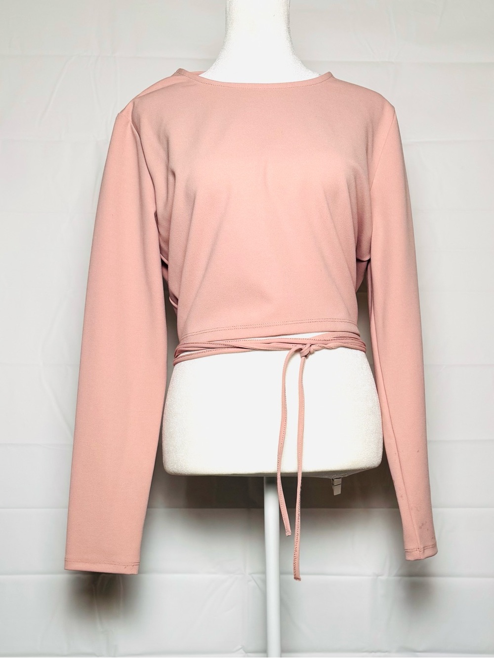 Zara Blush Pink Women’s Open-Back Long Sleeve crop top, Large. NWOT